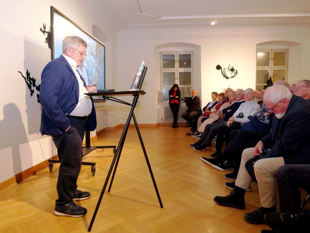 Ein Jahrhundert Groß-Feldkirch beleuchtet