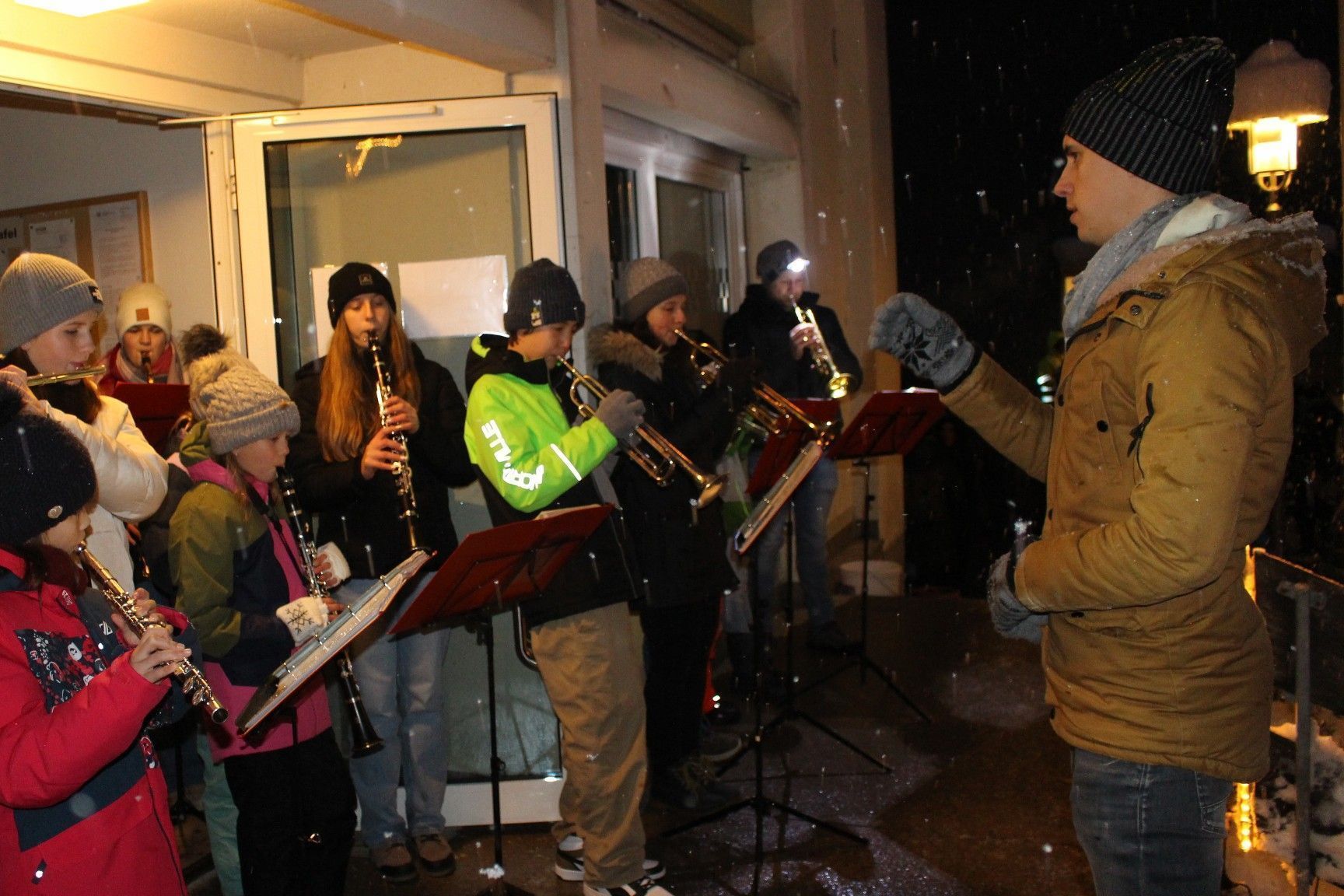 Auch die Musikjugend wird wieder ihren Beitrag zur vorweihnachtlichen Stimmung leisten,