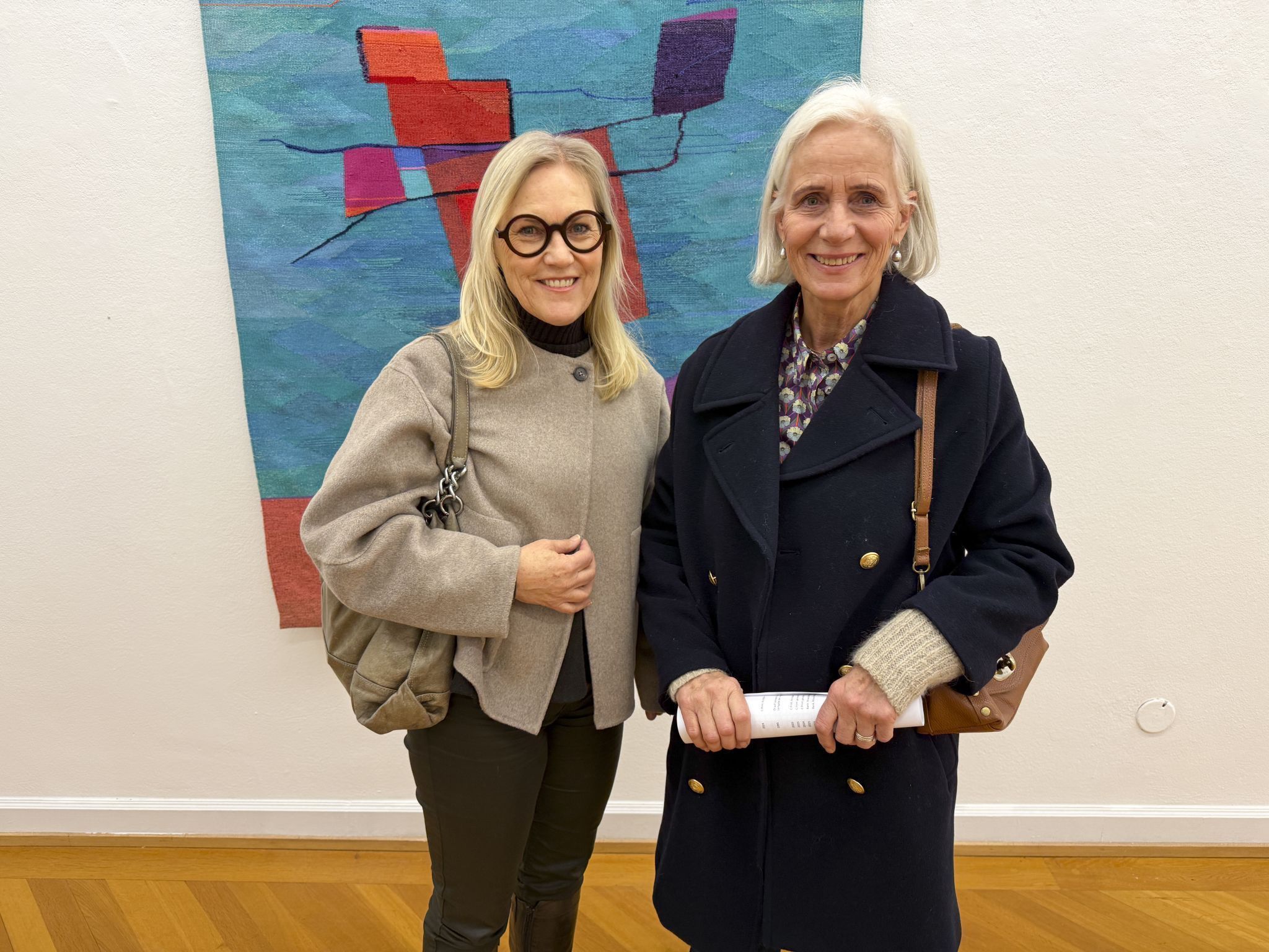 Veronika Feuerstein war mit Ute Egender-Isenberg bei der Vernissage