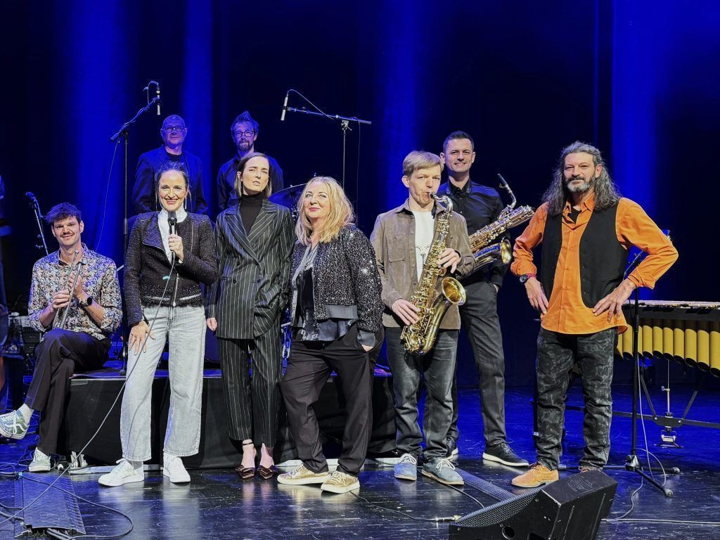 Großer Festakt mit jazzigen Klängen