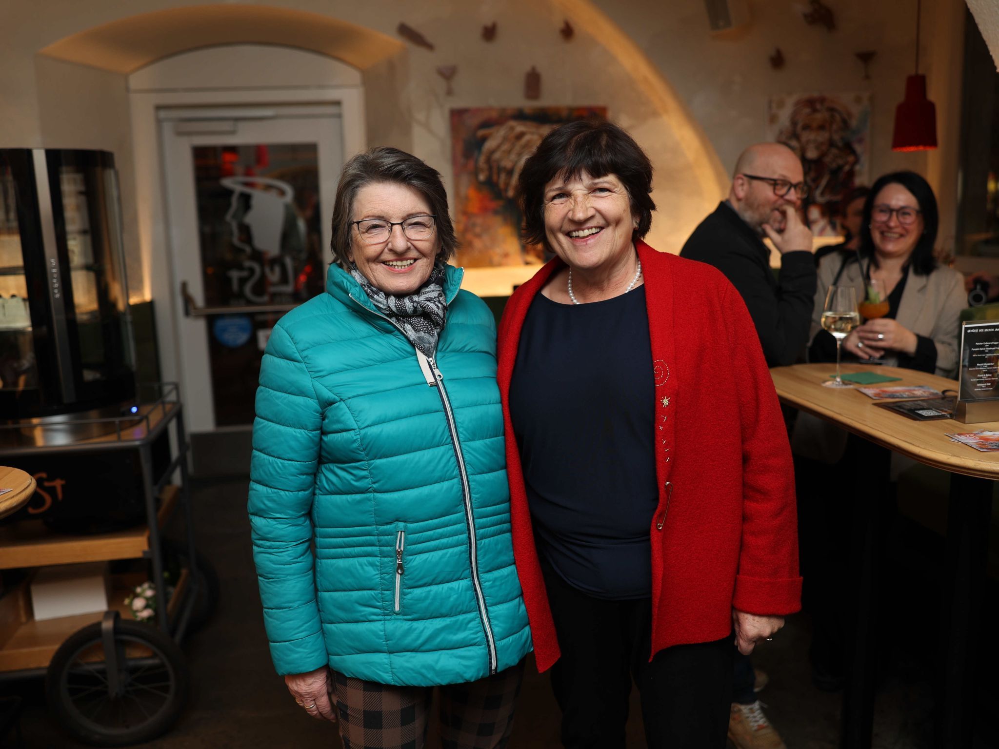 Hannelore Welte und Martina Tiefenthaler.