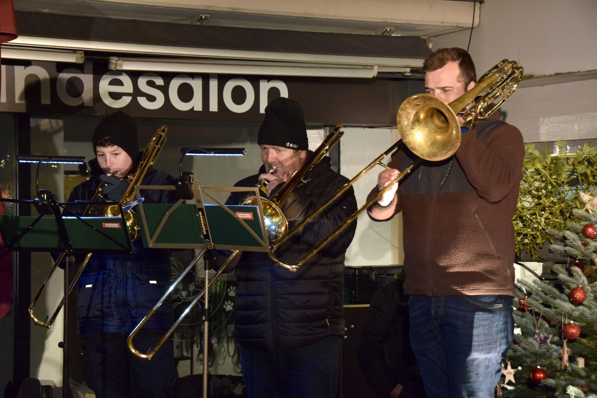 Benjamin Simma, Edgar Fleisch und Raphael Peter, Mitglieder des Ensembles der Stadtmusik Bludenz.
