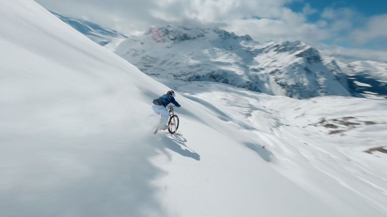 "Zwei Gesichter", eine Perspektive