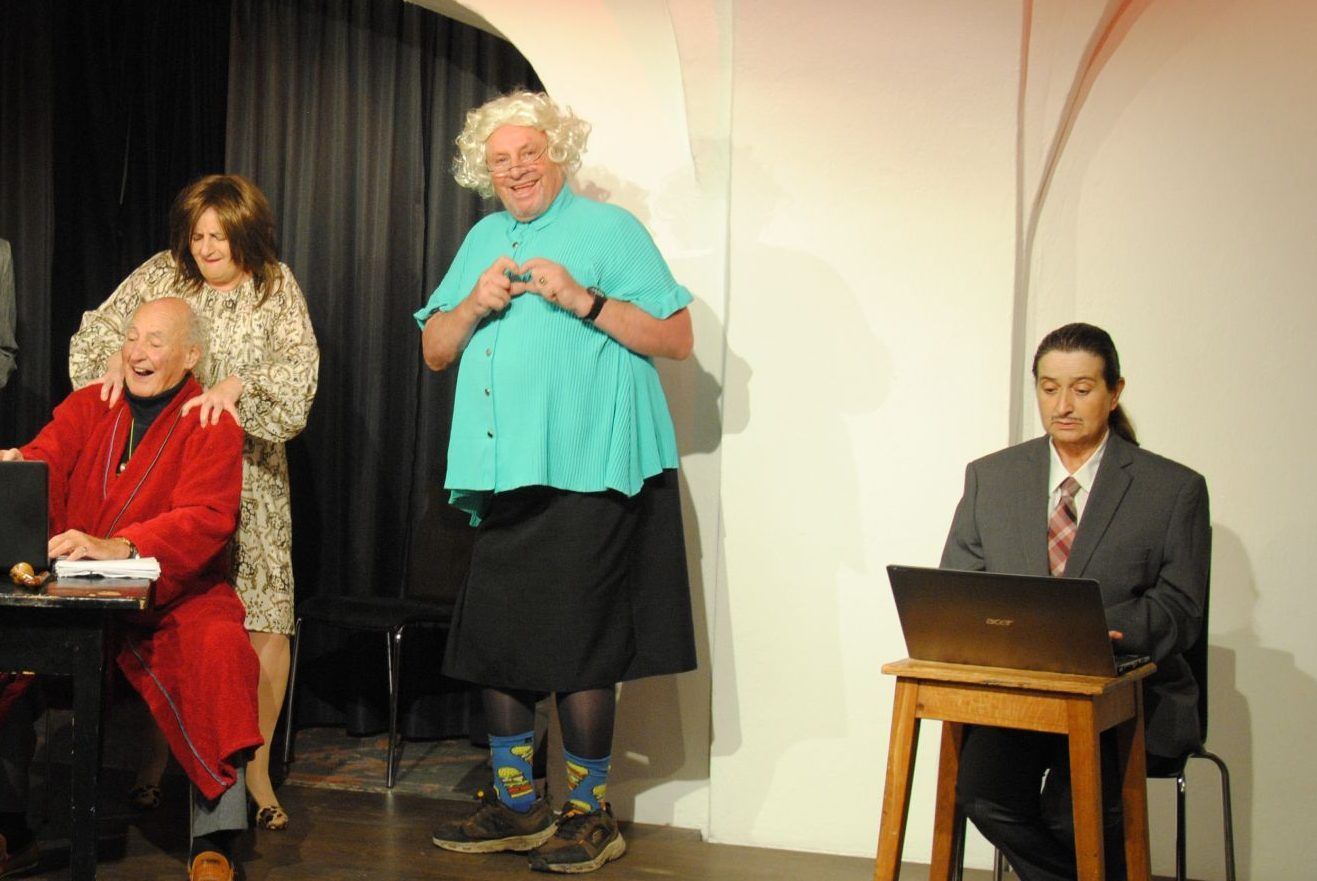 Monsieur Pierre geht online – "Älter werden mit KI ist eine extreme Herausforderung"