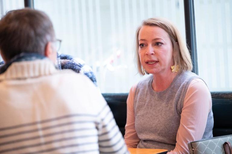 So will sie Maria Ebene in ein ruhigeres Fahrwasser führen