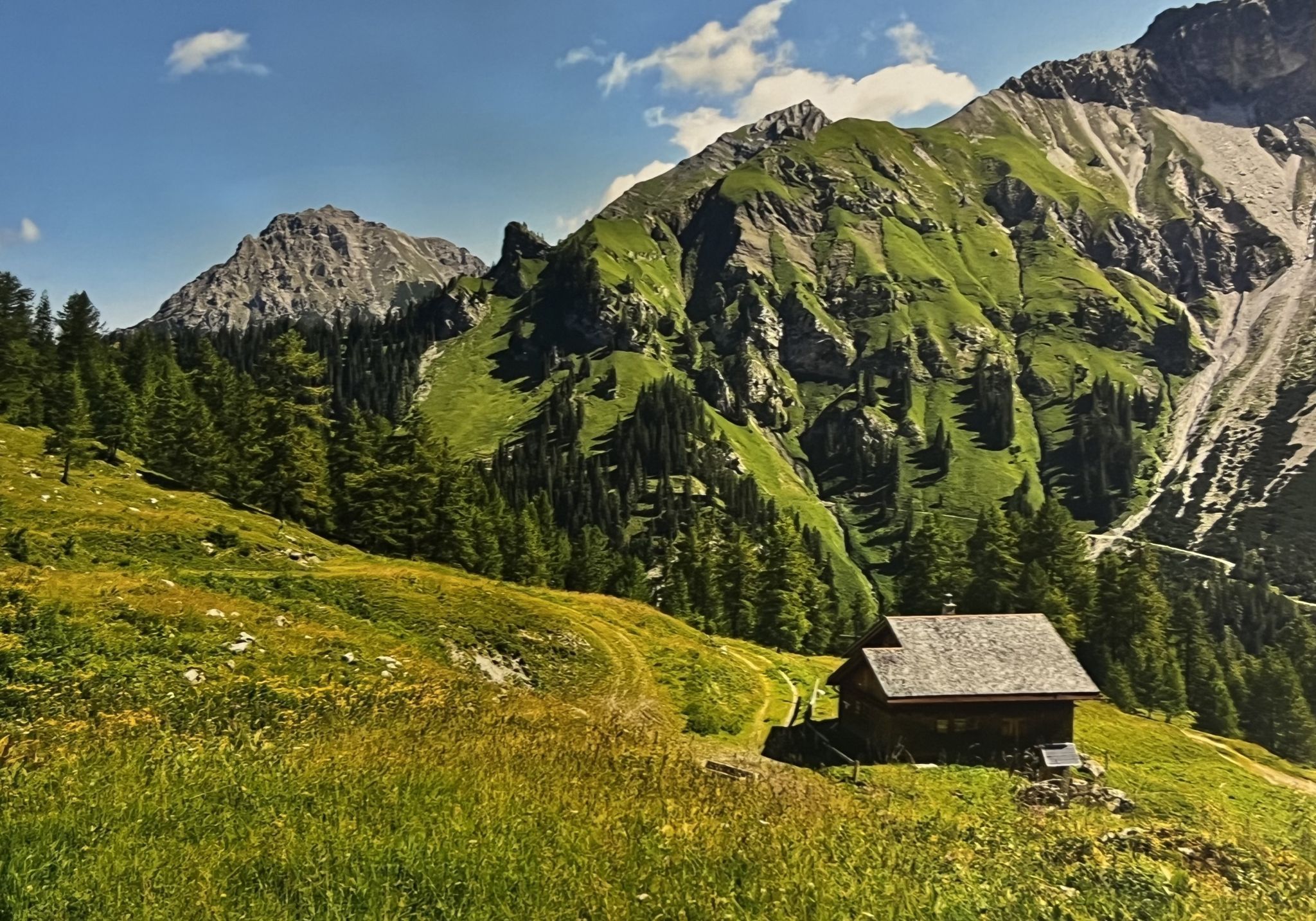 Im Nenzinger Himmel kennt man ihn nur mit Kamera.