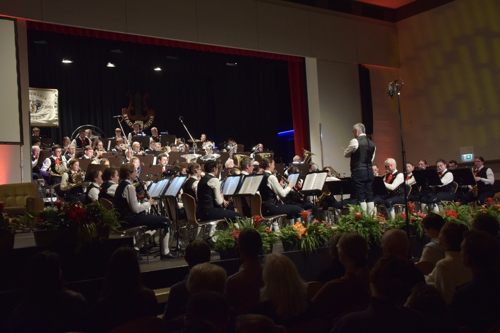 Die Stadtmusik Bludenz musizierte unter der Leitung von Kapellmeister Klaus Melmer.