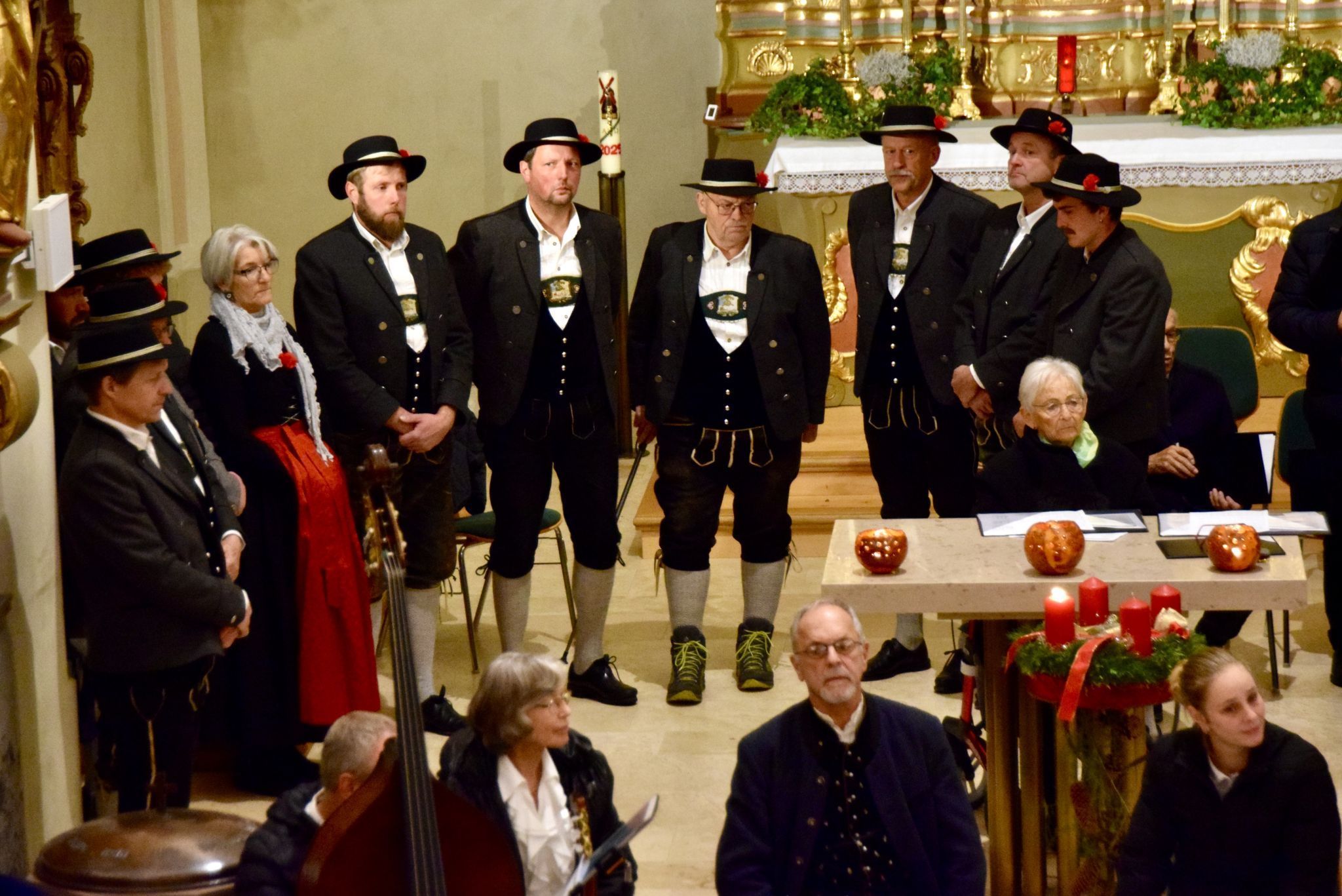 Der Vorarlberger Landestrachtenverband war mit seinem stimmungsvollen Adventkonzert in der Pfarrkirche Dalaas zu Gast.