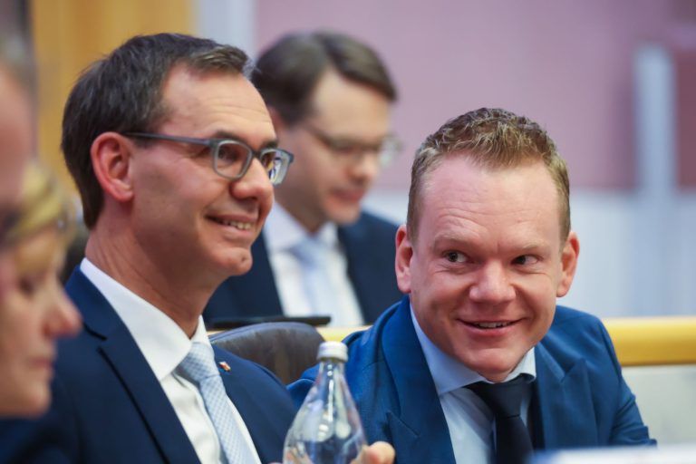 Beton oder Mensch? Sind 70 Prozent viel oder wenig? Budgetdebatte dreht sich um Kürzungen im Sozialbereich