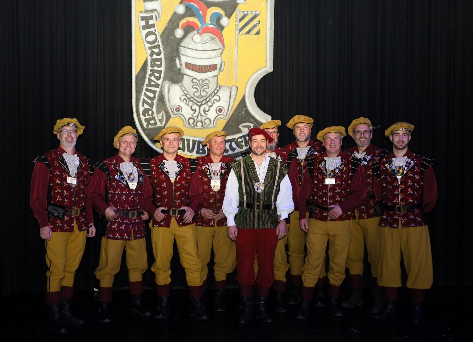 neu bei den Raubrittern: Knappe Dominik (mi) mit den Raubrittern