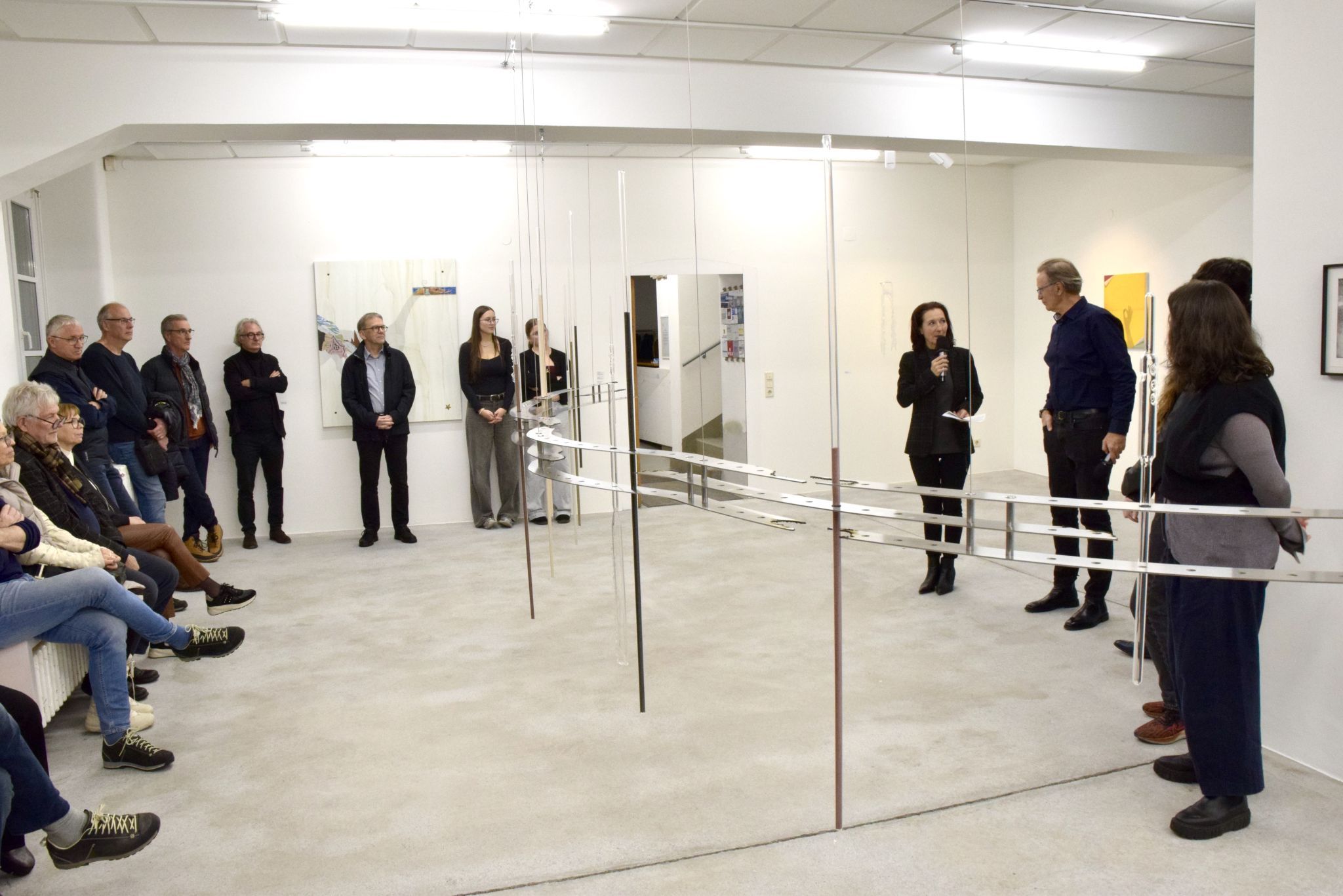 Vernissage im Kunstforum Montafon in Schruns, Kronengasse 6.