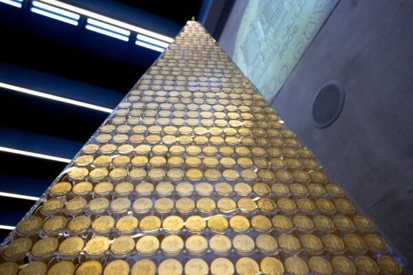 Gold unter dem Christbaum: Kleine Einheiten ratsam