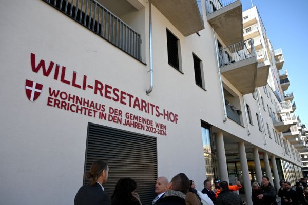 EU-Kommissar würdigt Wiener Wohnpolitik