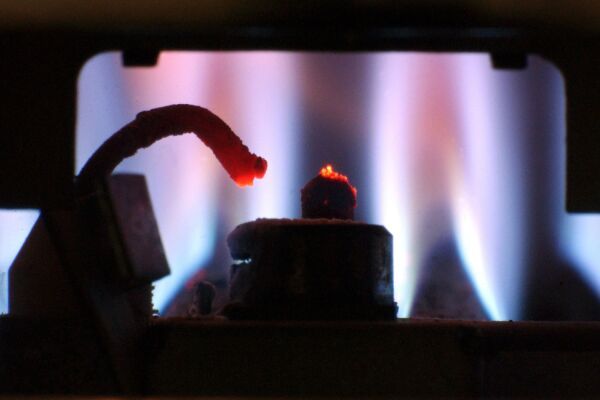 Schwache Auftragslage aber mehr Optimismus in Industrie