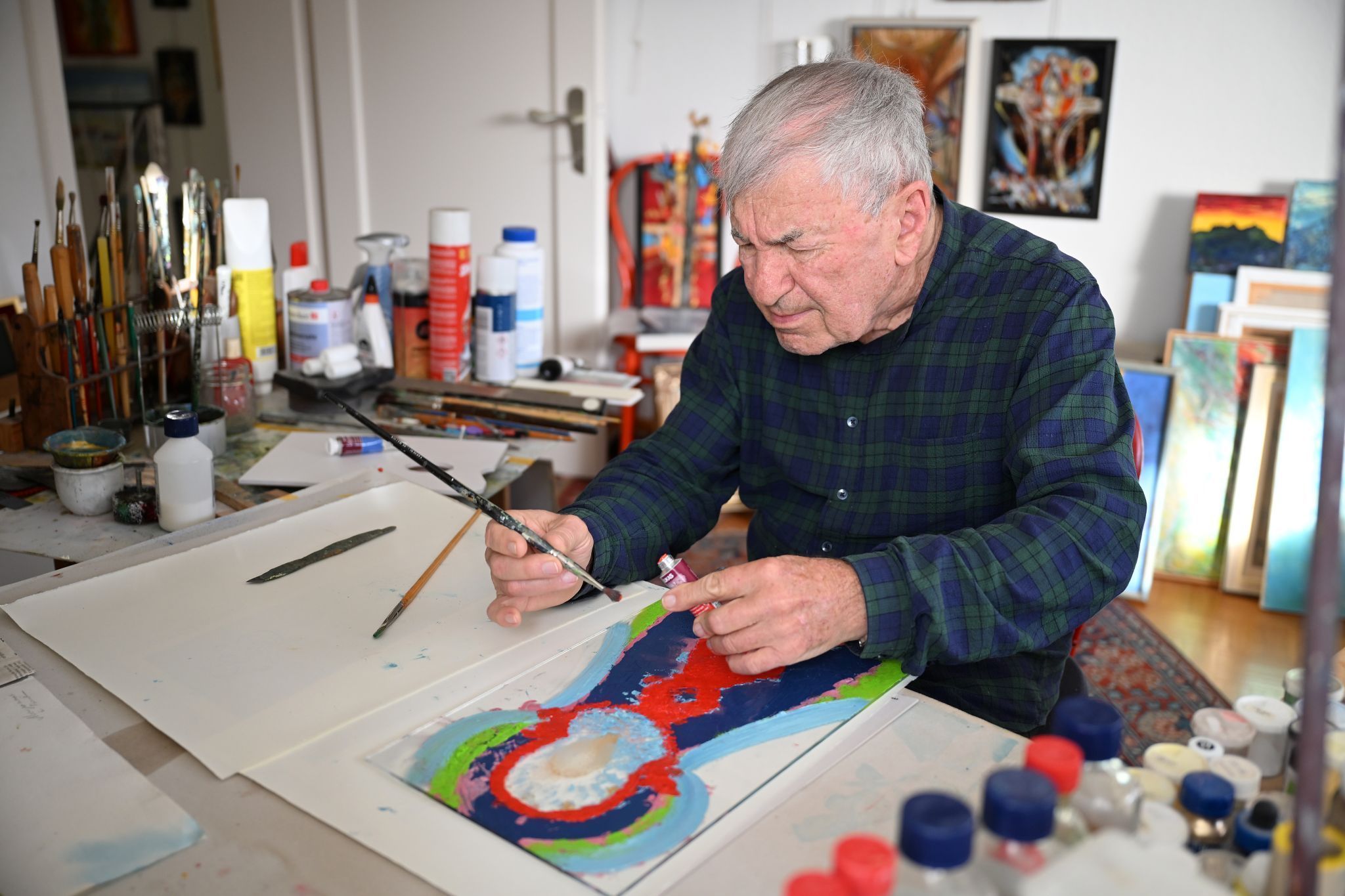Auch mit 86 Jahren malt Gerhard Winkler täglich ein paar Stunden.