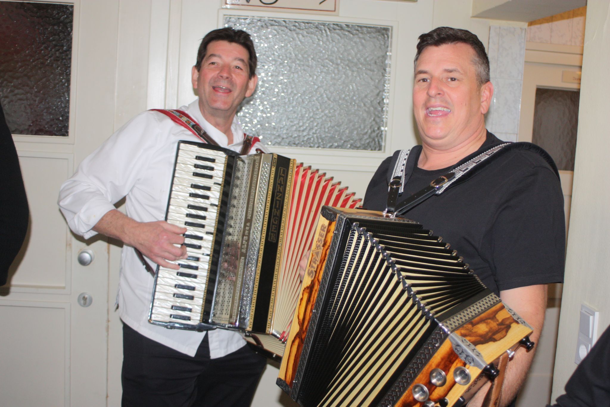 Roland Vith spielt mit Marc Pircher.