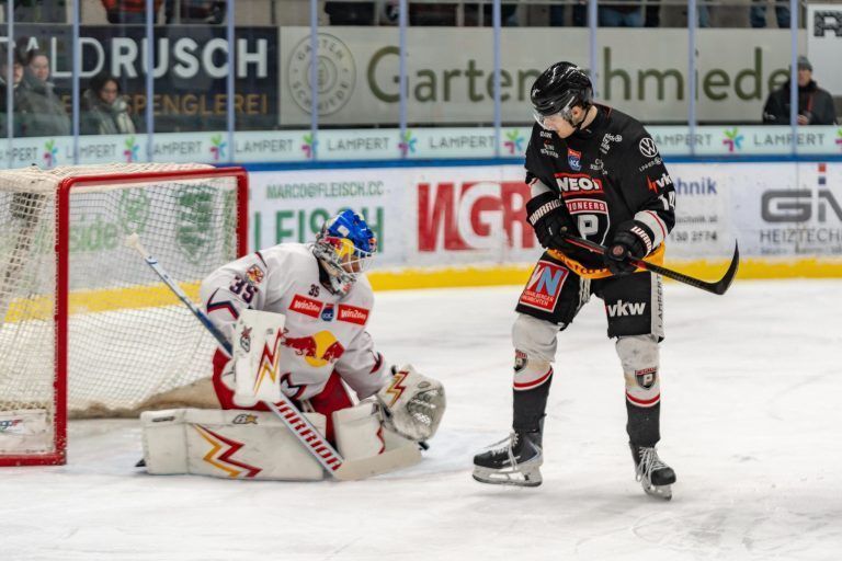 Pioneers knöpfen dem Meister einen Punkt ab
