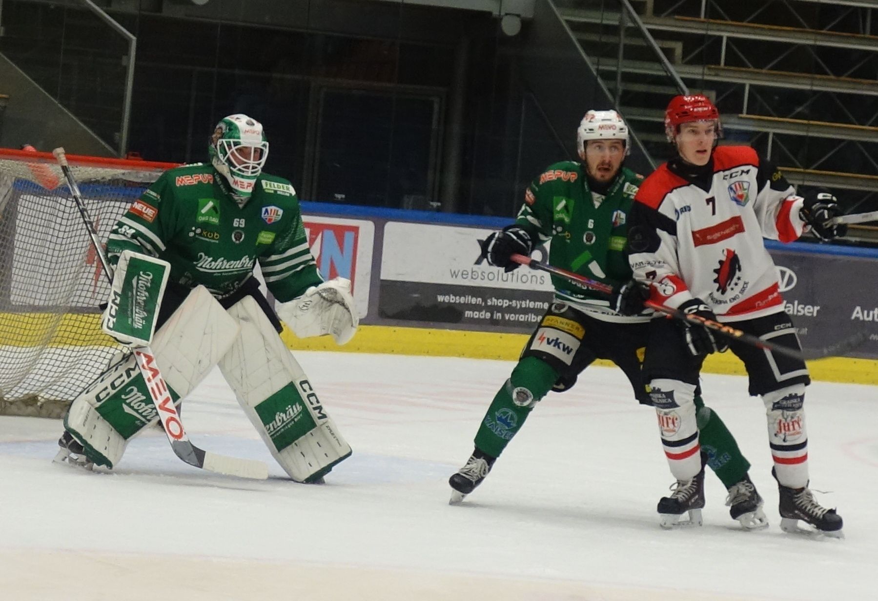 Die Wälder sind am Mittwoch gegen Jesenice und am Samstag gegen Gröden vor heimischer Kulisse im Einsatz.
