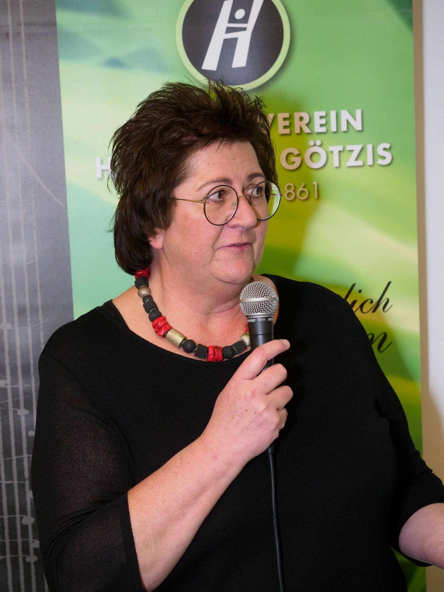 Isolde Nachbaur, Obfrau des Vereins 