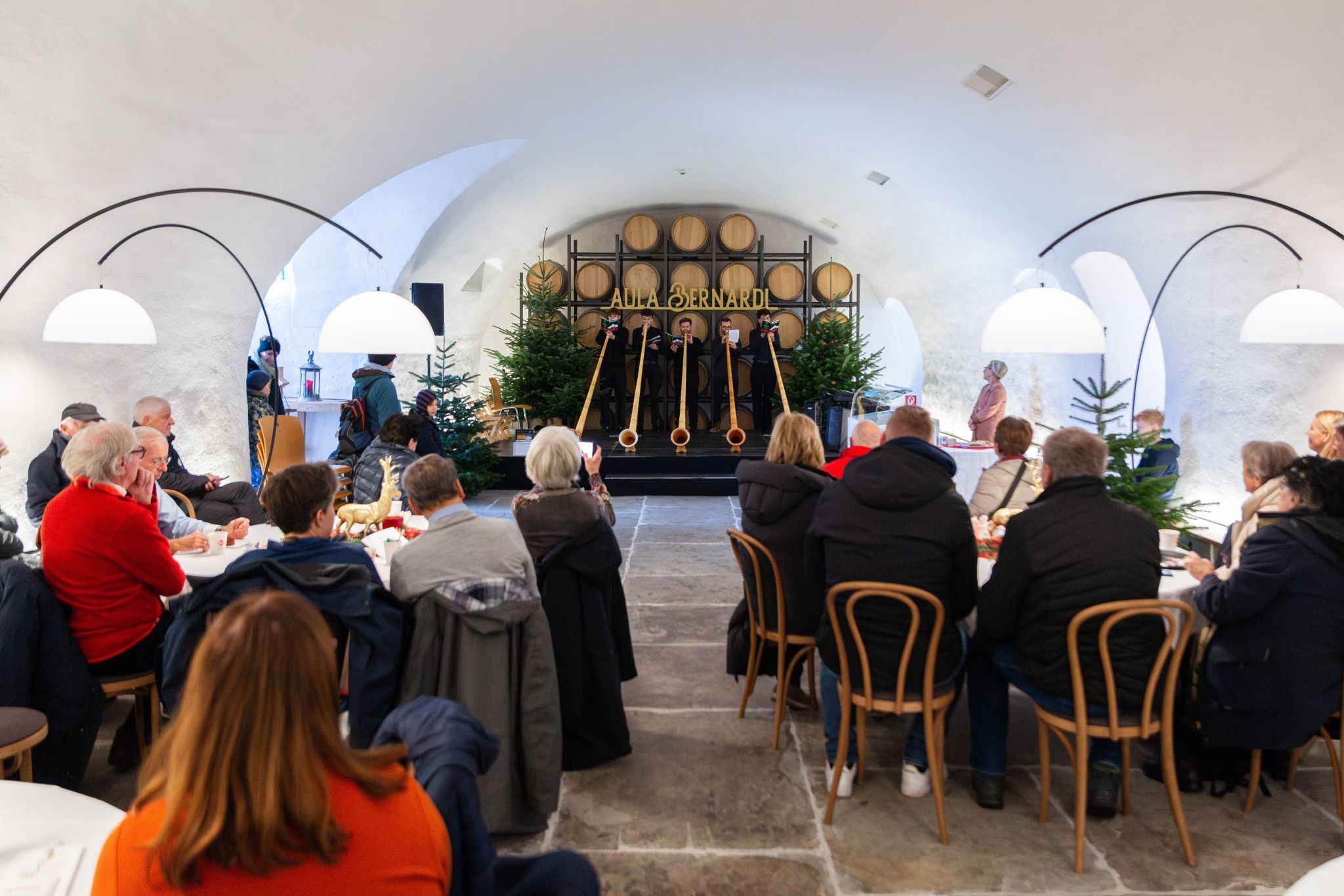 Szenen aus dem Adventmarkt (Fotos: Matthias Dietrich) (Bildergalerie)