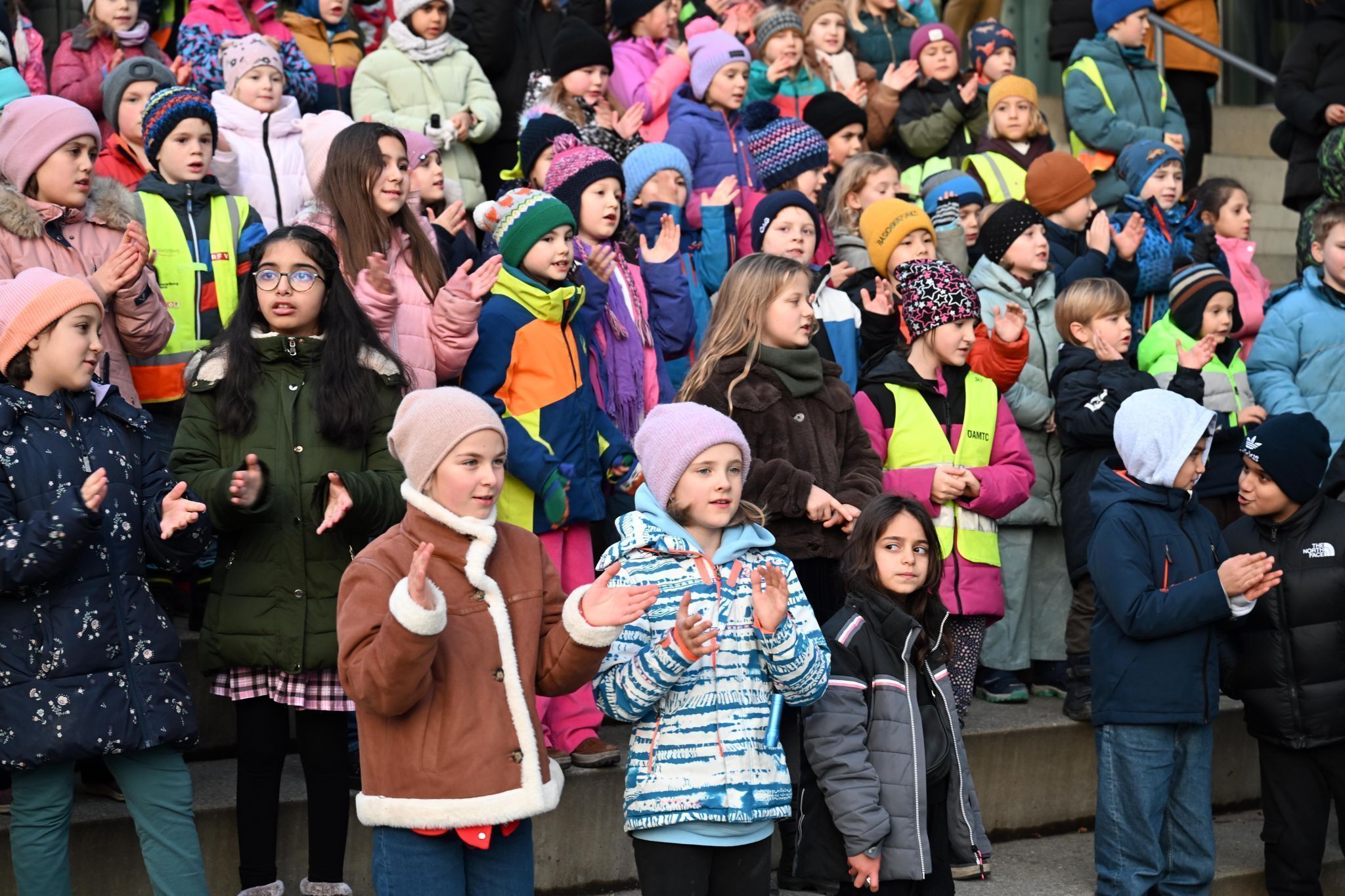 Die Kinder klatschten im Takt.