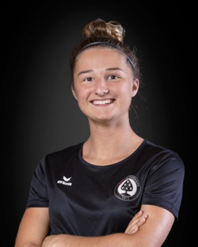 Erstes Jahr als Fußballprofi vorbei: Carina Brunold.PRIVAT