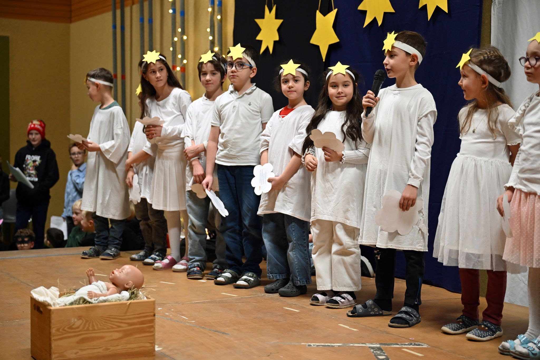 Mit ihren Auftritten sorgten die Volksschüler für weihnachtliche Stimmung.
