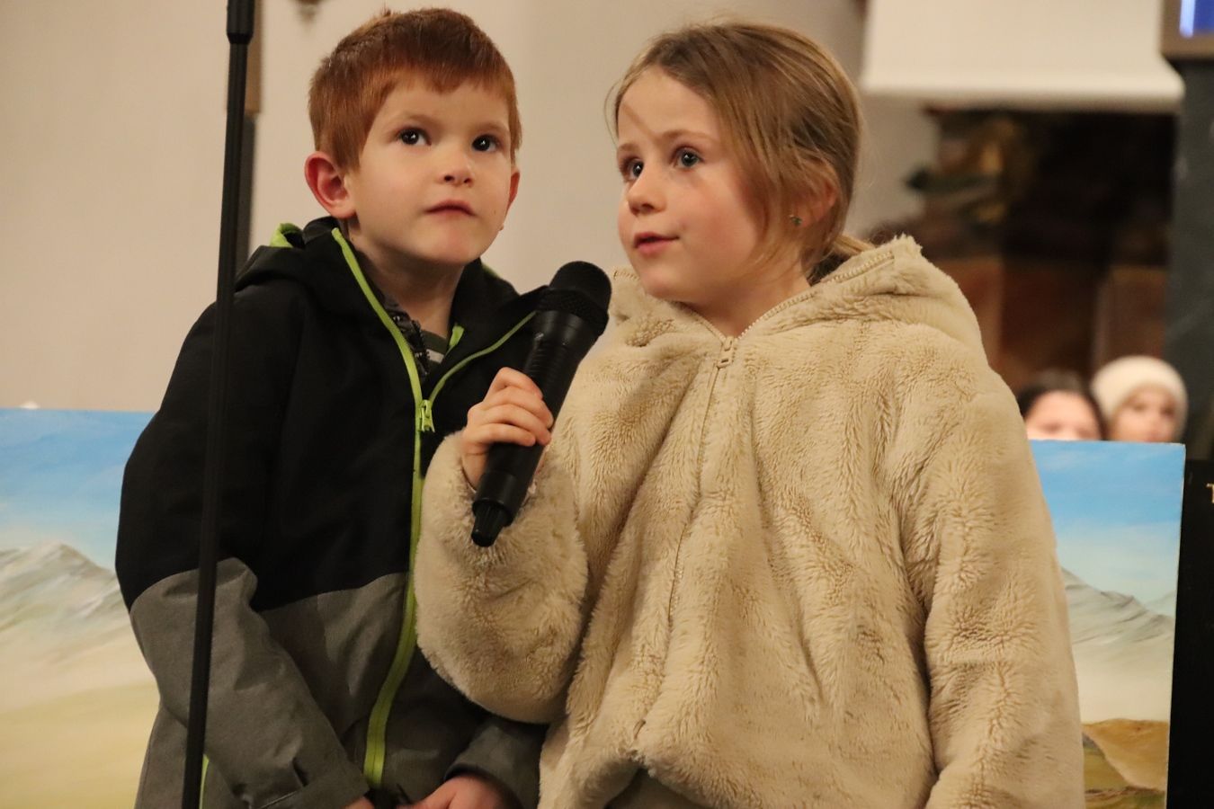 Konrad und Ida bewiesen Gesangstalent. (Foto: NAM)