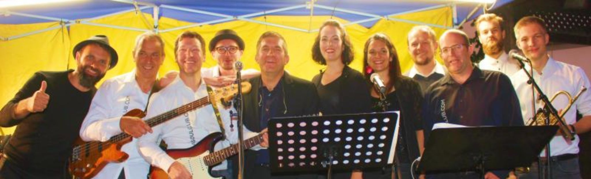 Mit dem Riga Soul Club geht die Party auf dem Egger Dorfplatz am Silvesterabend, 22 Uhr, los.