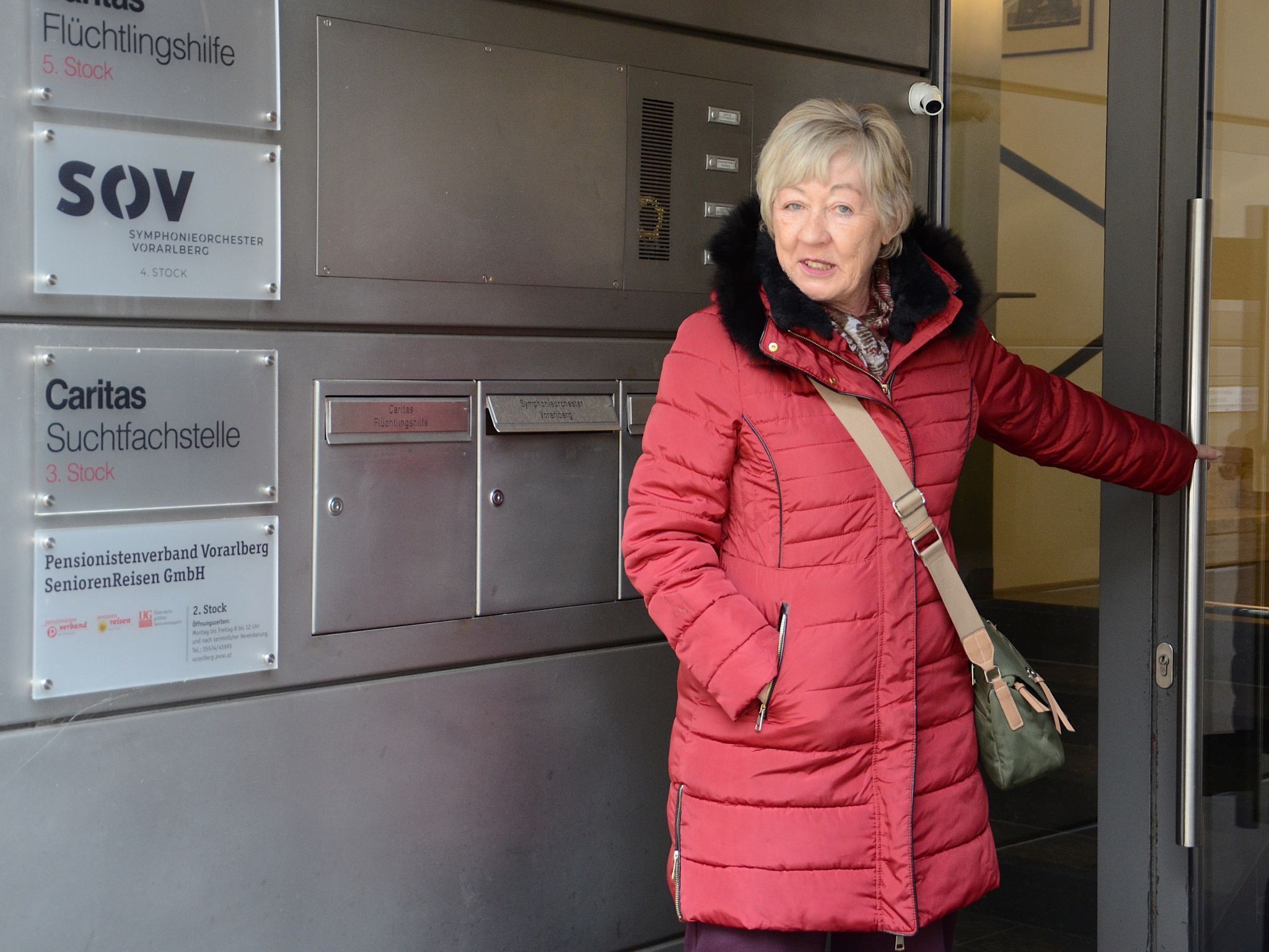 Sissy Matt auf dem Weg in ihr Büro in der Rathausstraße in Bregenz. HRJ