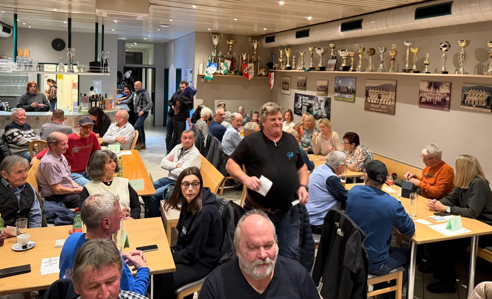 Die Preisjasser nahmen das Clubheim zwei Tage lang in Beschlag.