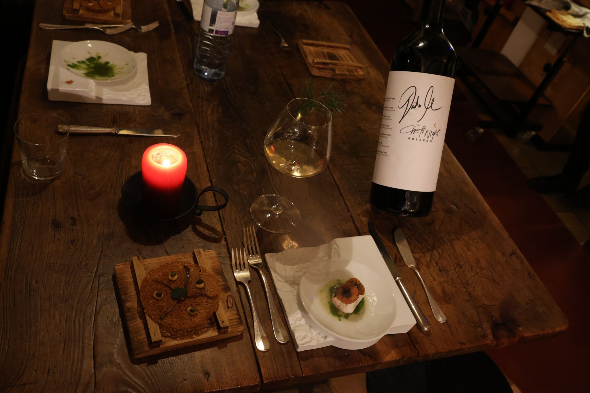 Feine Speisen und Getränke.