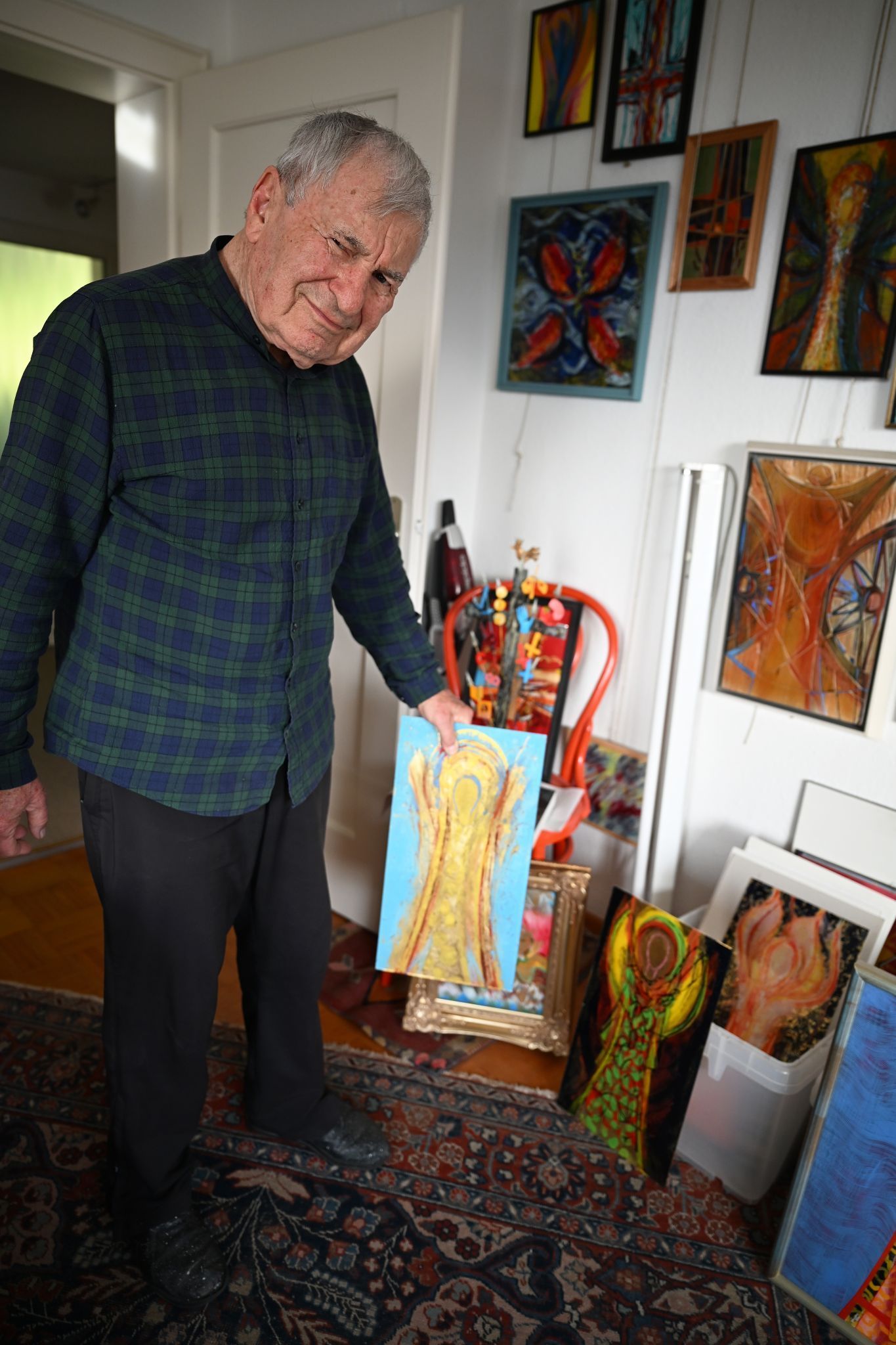 Engeln begegnet man bei Gerhard Winkler im ganzen Haus.