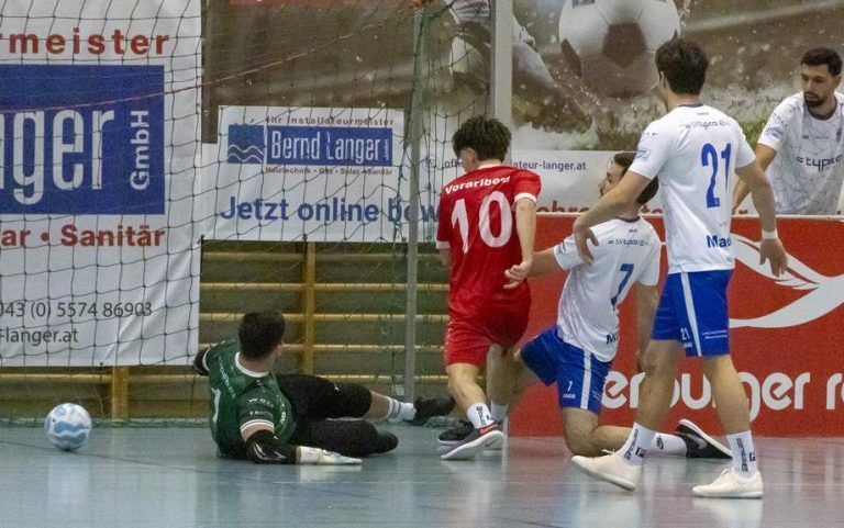 Vierfachsieger Lauterach stürmt ins Masters-Halbfinale