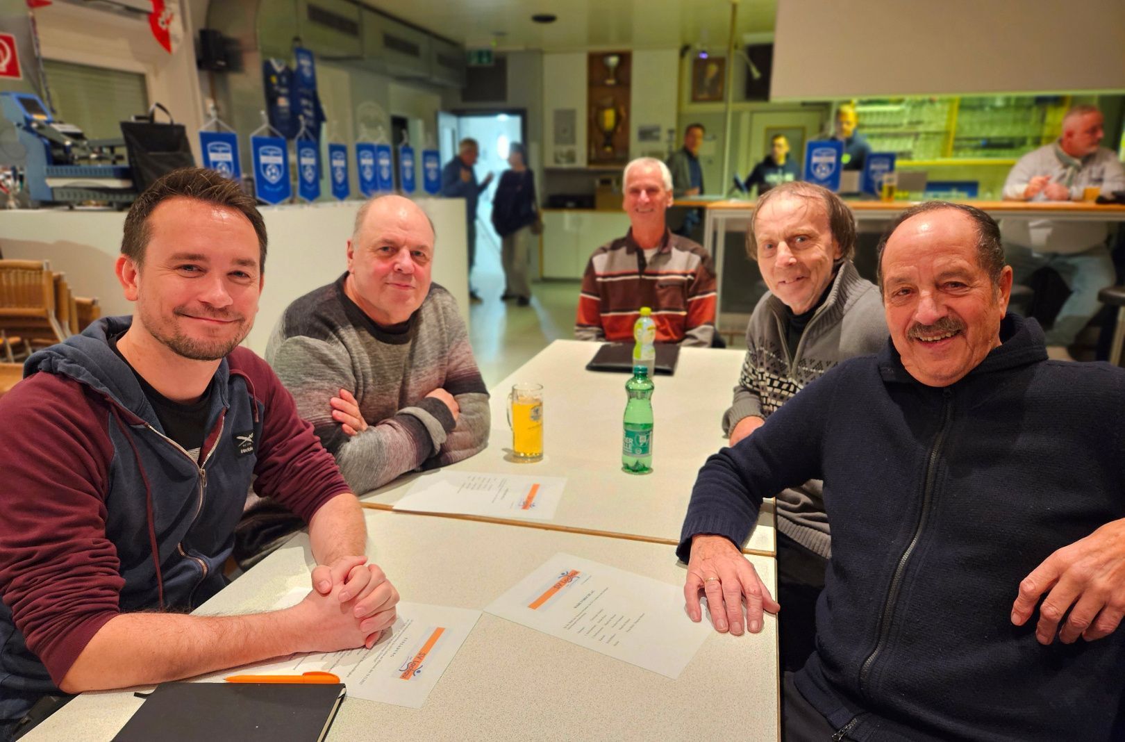 : Abordnung SV Lochau Tischtennis mit Obmann Paul Hehle.