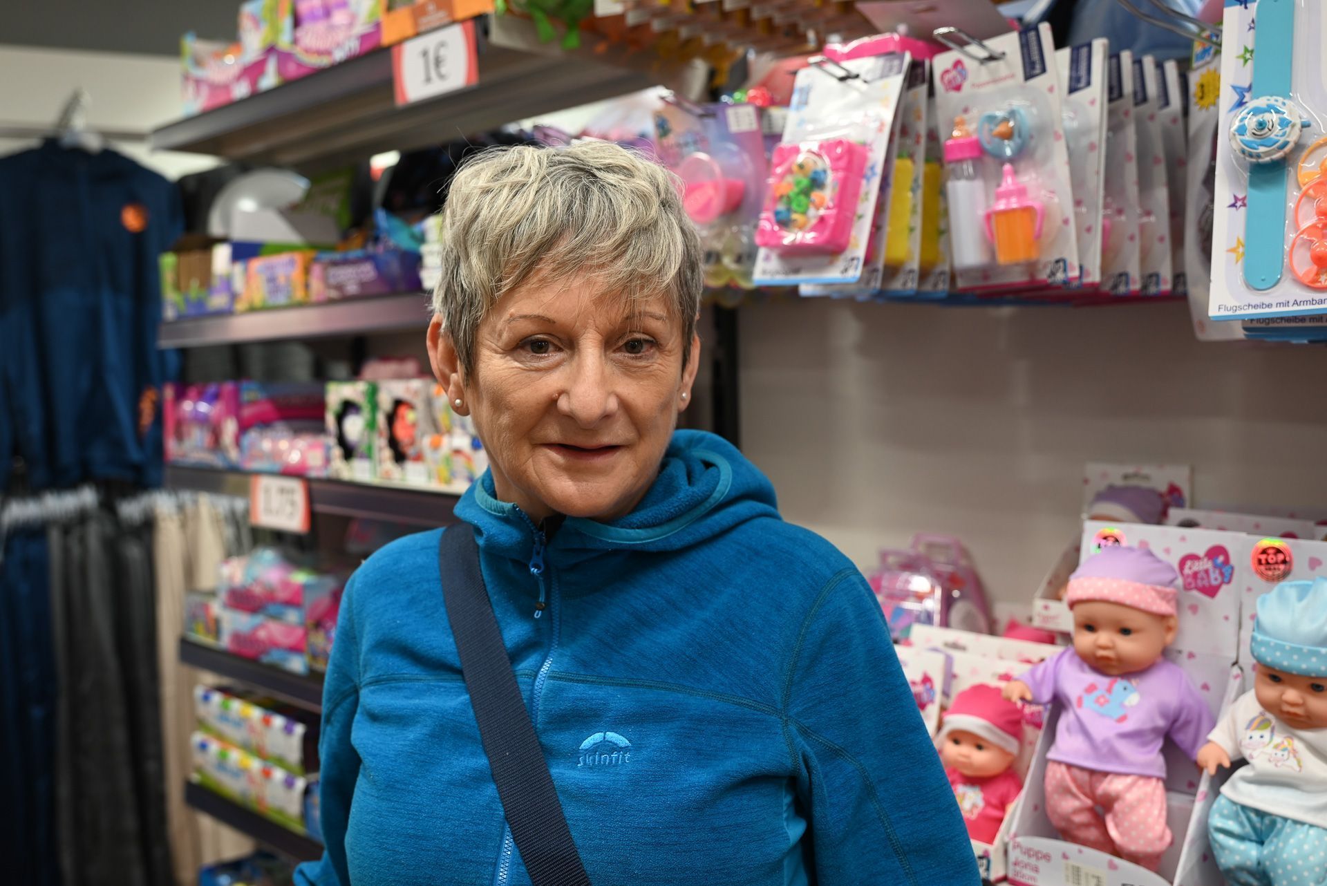 Helena Firmentowa ist sehr zufrieden mit der großen Auswahl.