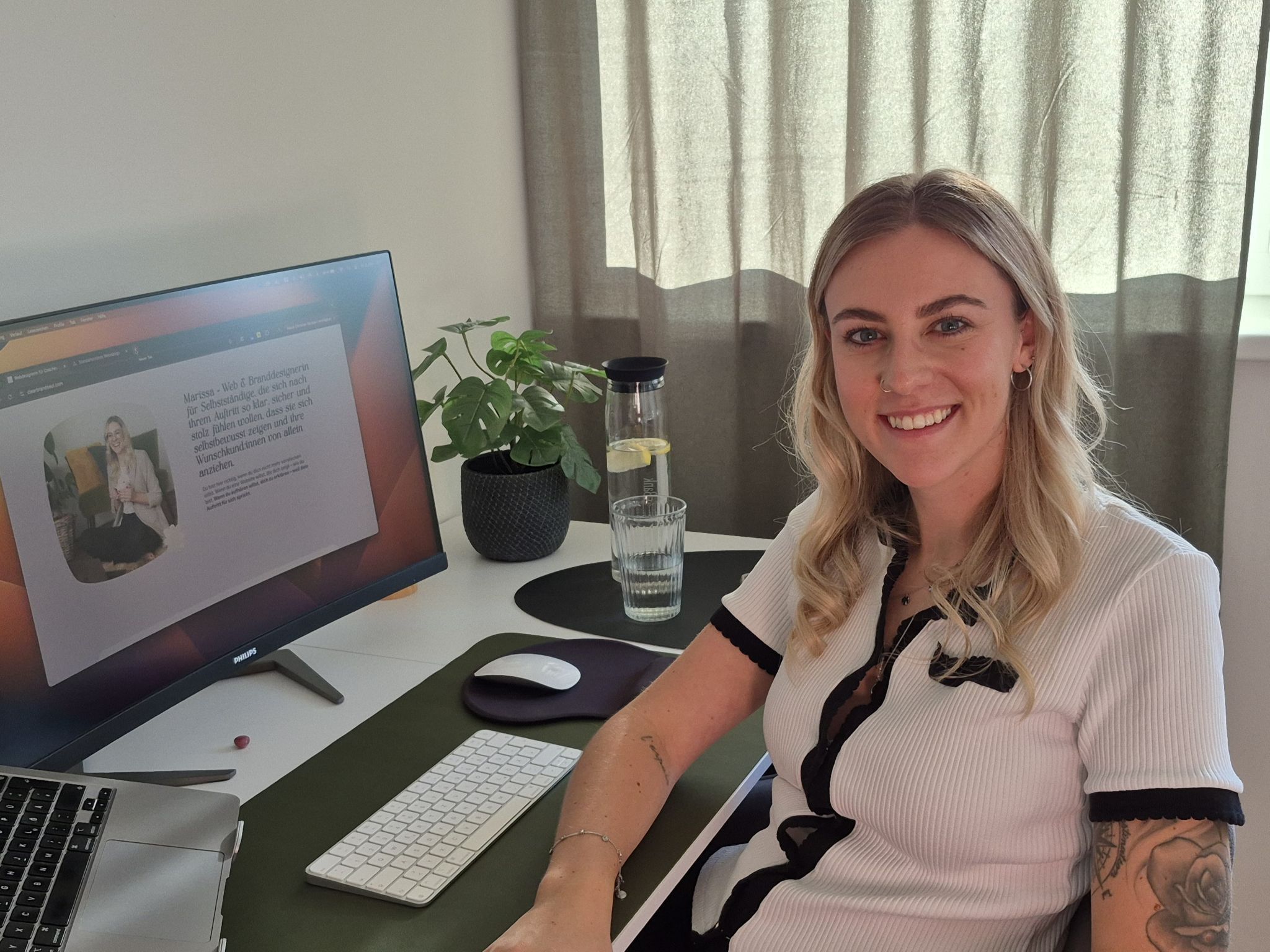 Marissa hat sich sich ihr Wissen vor allem über Online-Weiterbildungen angeeignet.