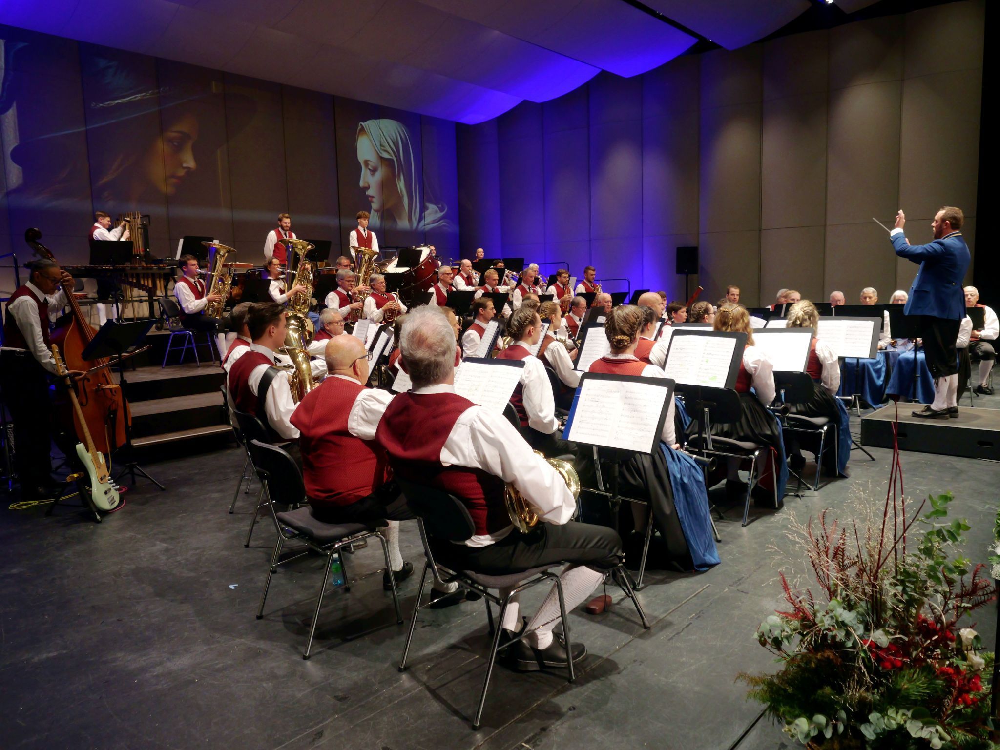 Bei „The Witch and the Saint“ kam das Schlagwerk mit voller Wucht zum Einsatz.