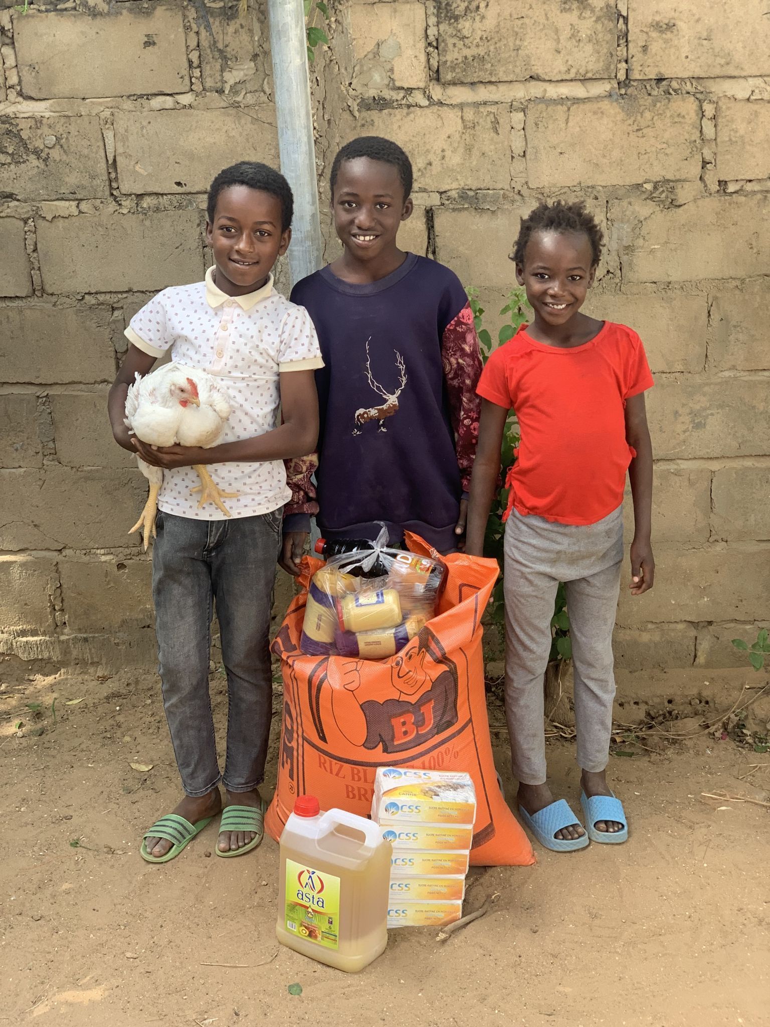 . „Für die Familien bedeuten diese Pakete weit mehr als nur Lebensmittel“, betont Vereinsobfrau Natalie Moosmann.