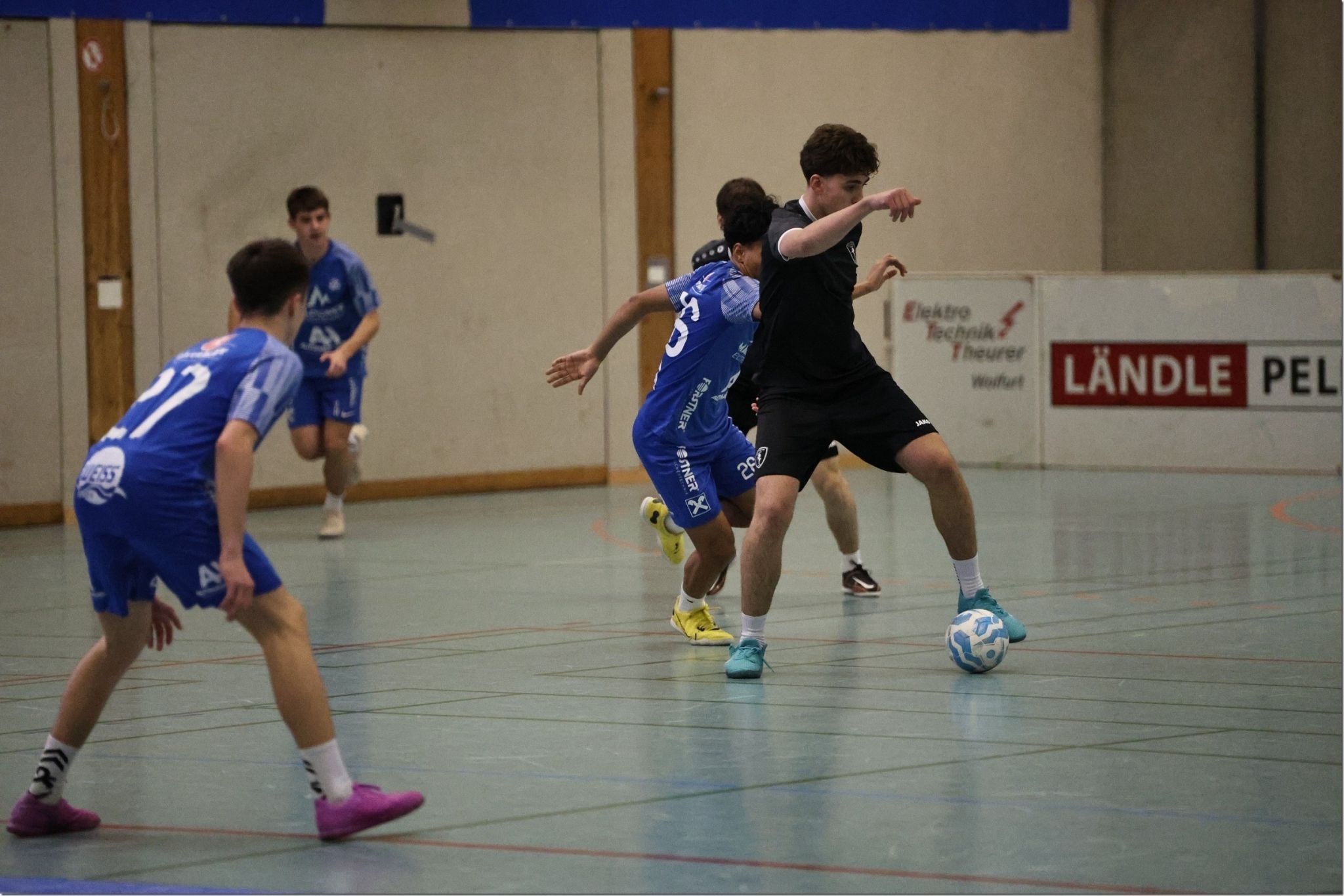 Kampf um jeden Zentimeter.