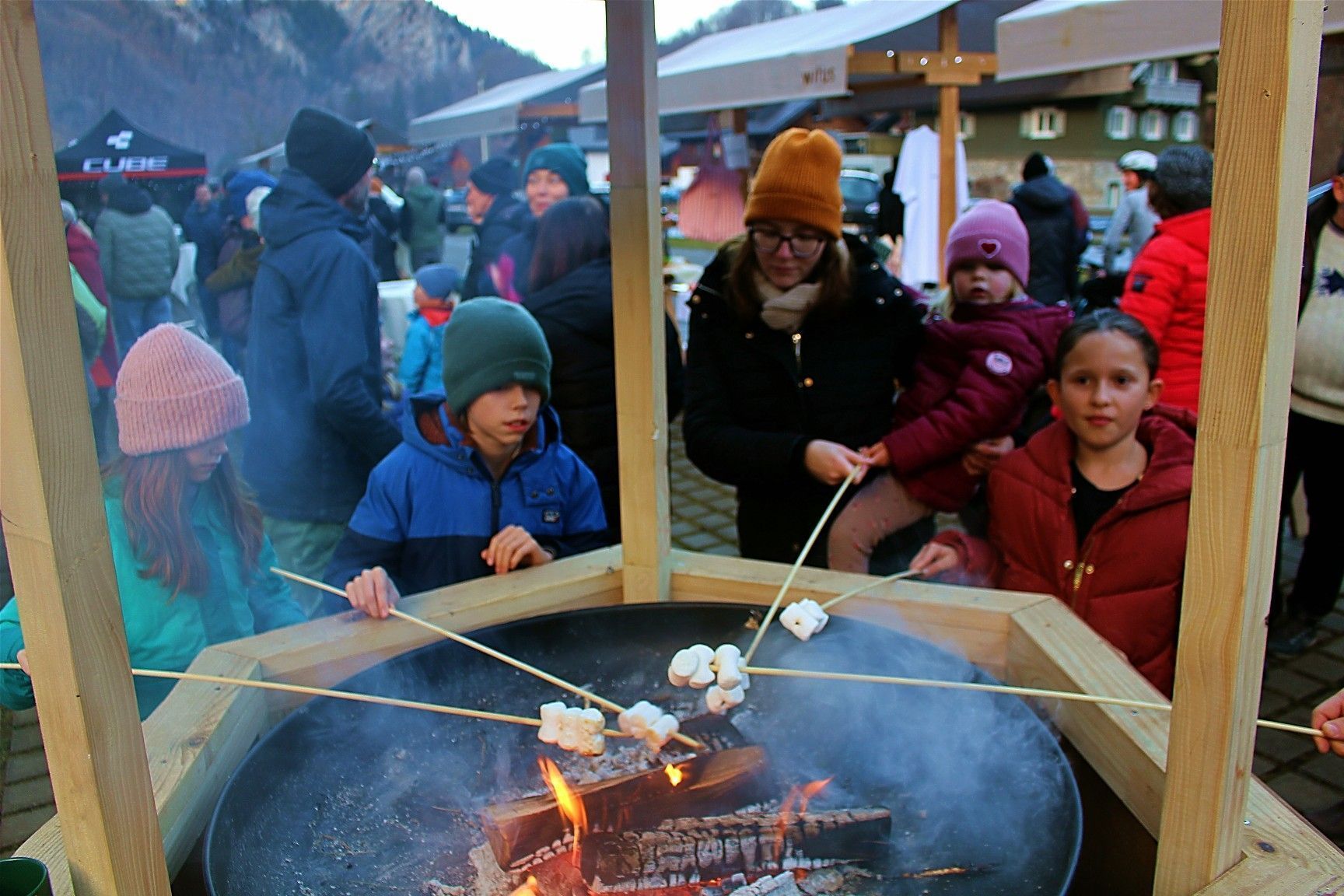 In Mellau konnten Marshmallows über offenem Feuer „zubereitet“ werden.   