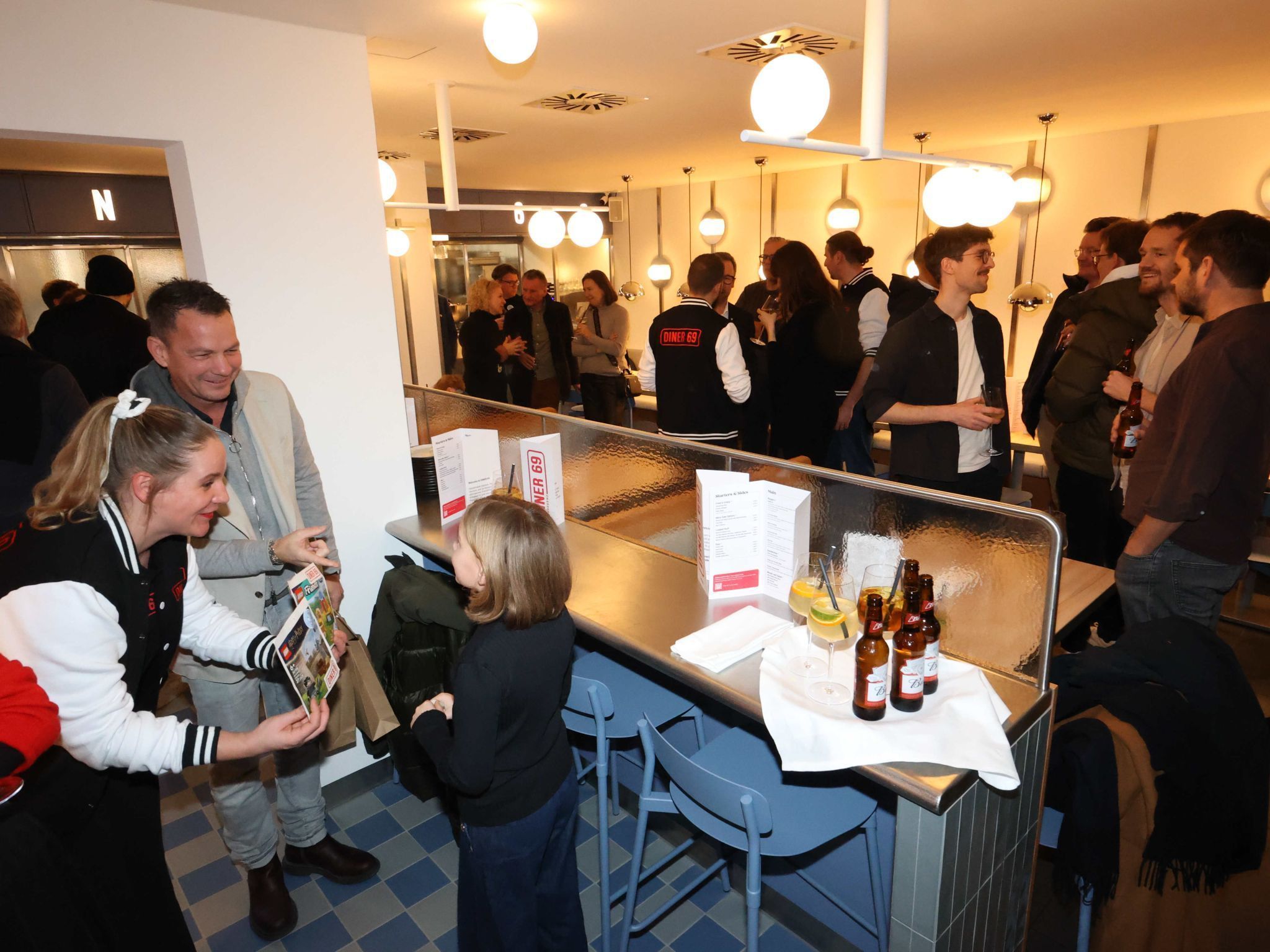 Für Kinder gibt es ein spezielles Menü und Spielzeug.