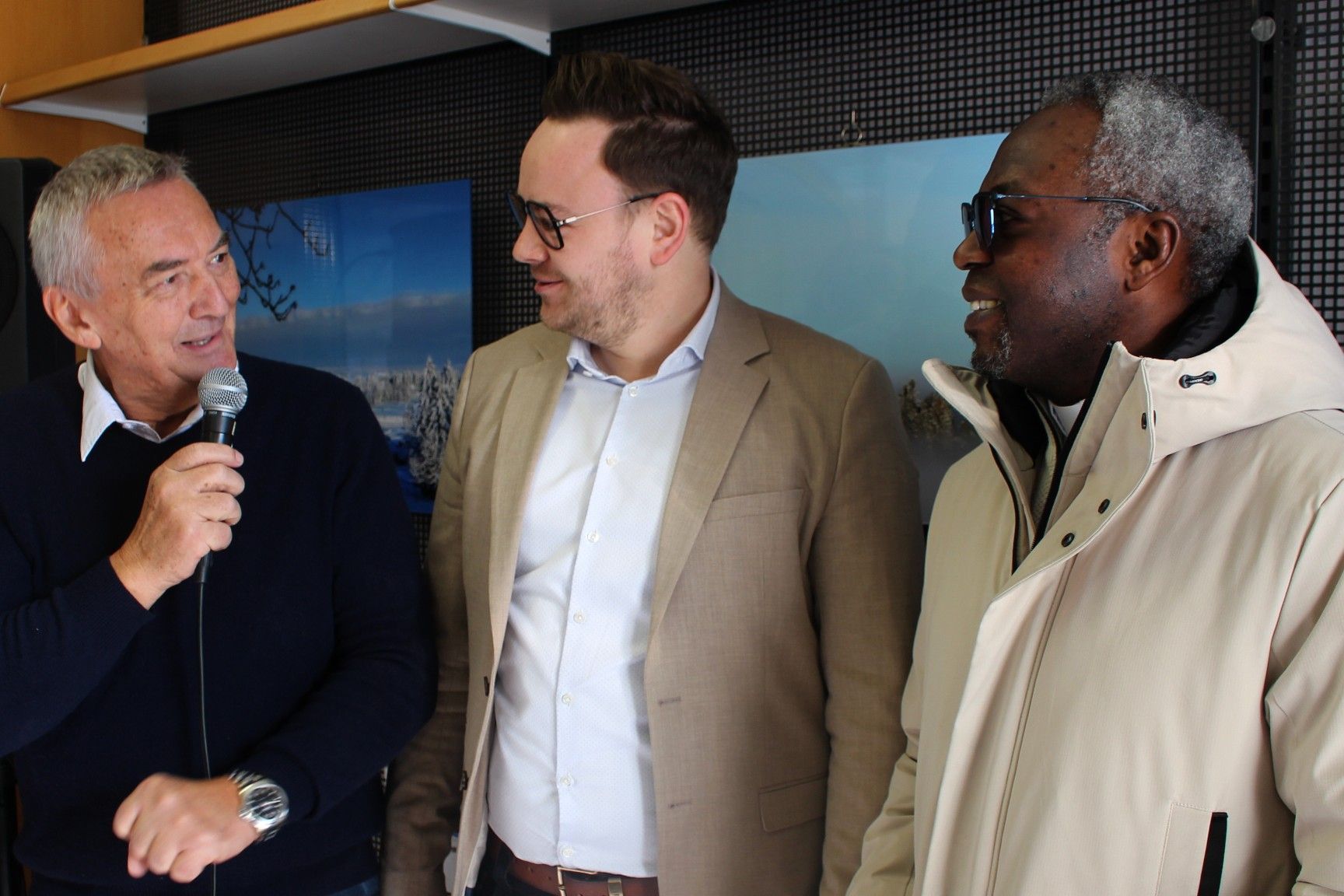 Othmar Bereuter, Bürgermeister Johannes Feurle und Pater Abidon Katai Kabwe (v. l.)