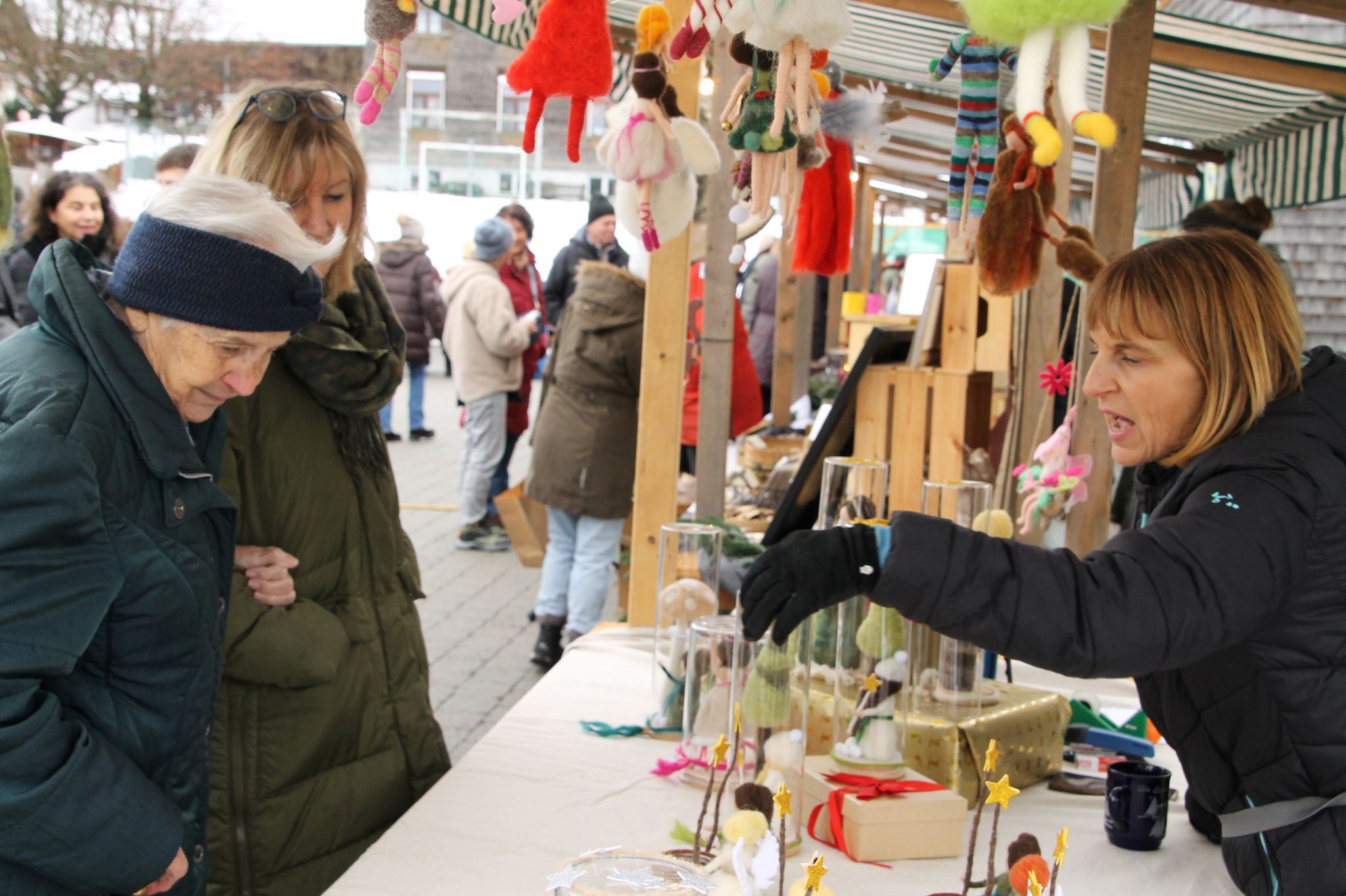 Klosamarkt in Buch (30.11.2025) (Bildergalerie)