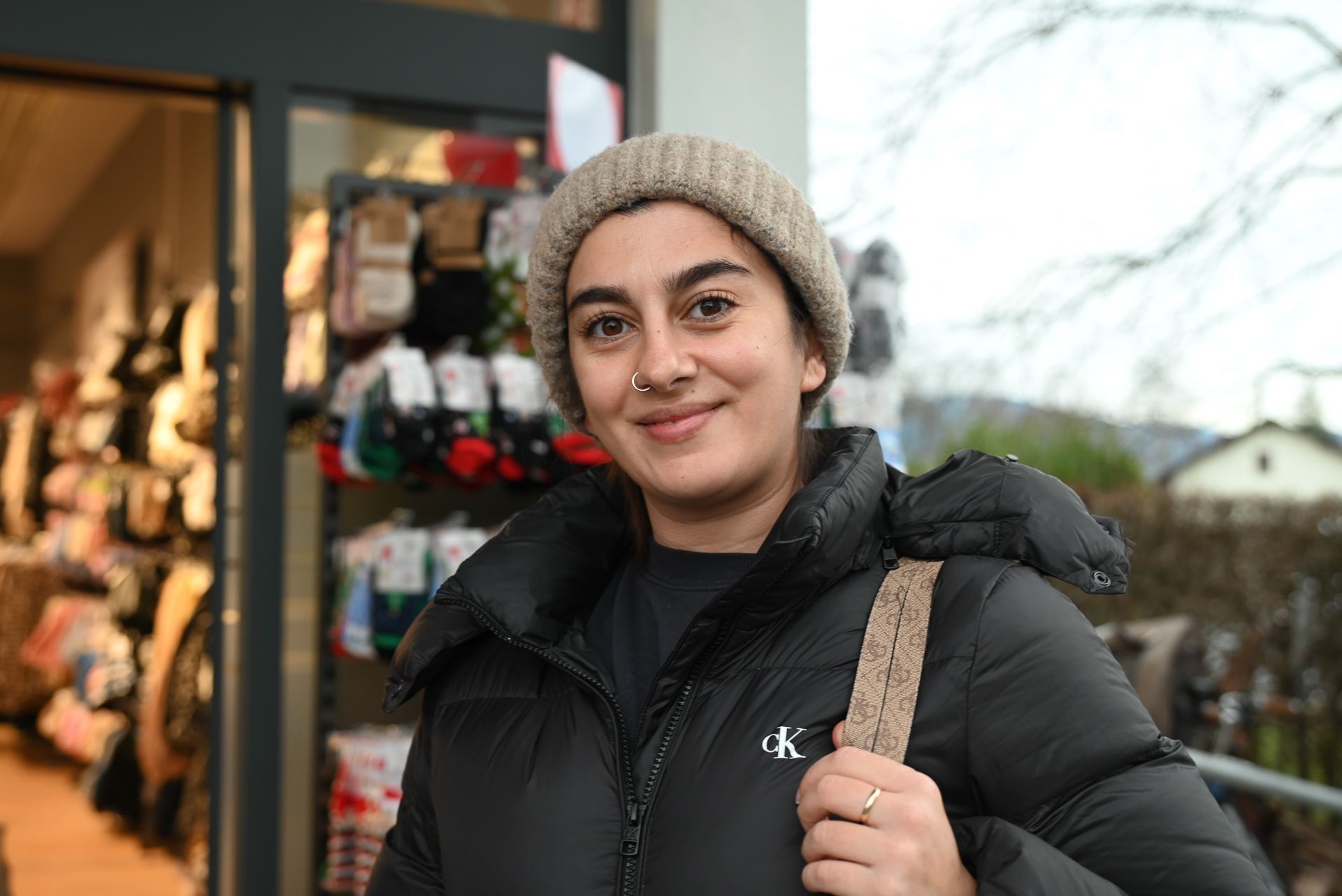 Duygu kauft sonst meist in Dornbirn oder Hohenems ein. Sie besucht nun Woolworth.