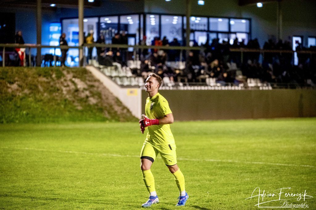 Zwischen Fußballplatz und Bühne – ein Leben voller Leidenschaft