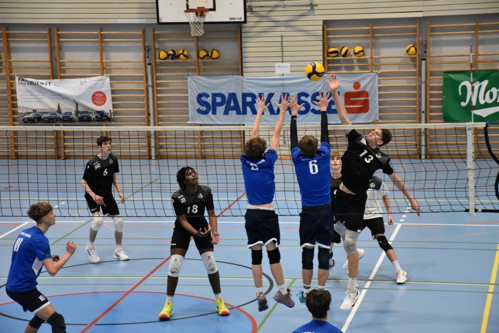 "Sparkassencup" – Volleyball auf Topniveau, Organisation am Limit