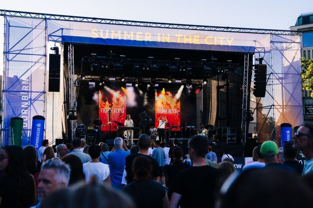 Zwischen Fußballplatz und Bühne – ein Leben voller Leidenschaft