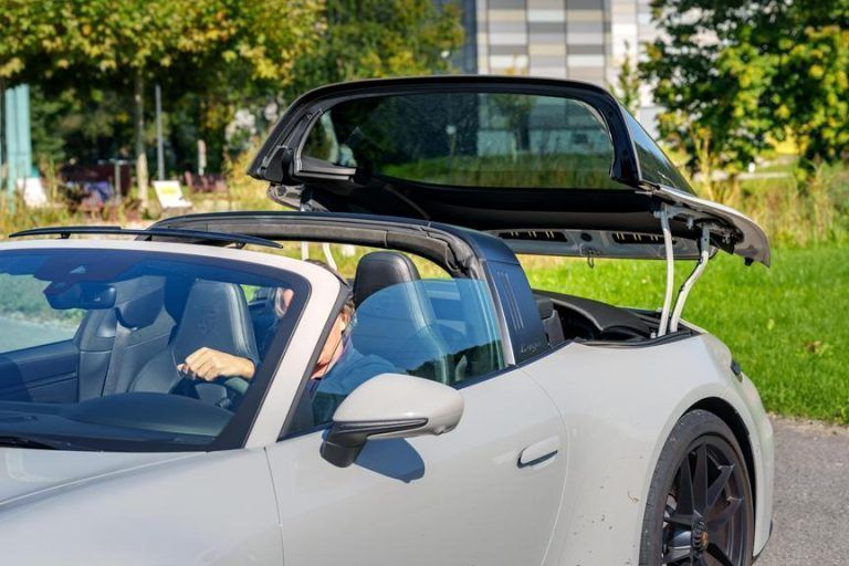 Hybrid, aber anders: Porsche hat den 911 unter Strom gesetzt