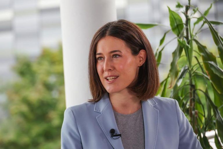 Das Kopftuch in der Schule. Weswegen es viele nicht mehr möchten